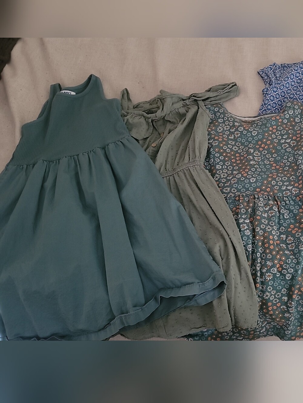 Kids Green & Blue Summer Dress Bundle - Floral and Patterned Styles, Size 8